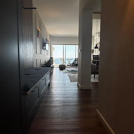 New - Luxury Beach Front דירה