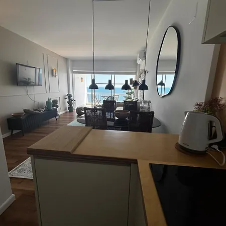 New - Luxury Beach Front דירה ססימברה